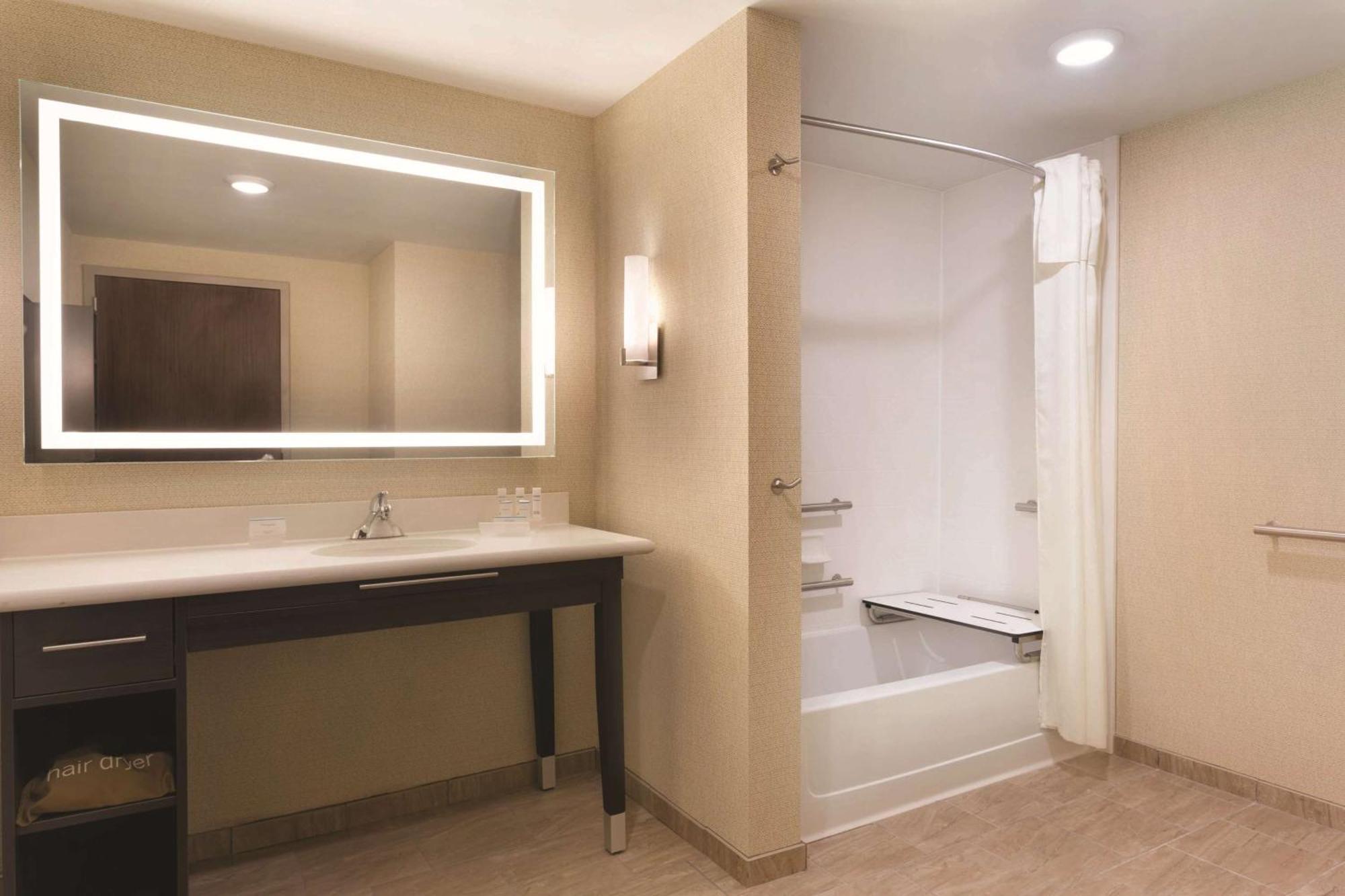 Homewood Suites By Hilton West Des Moines/Sw Mall Area Exterior photo